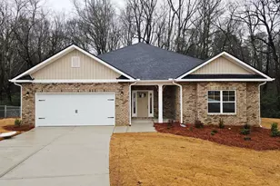 152 Scarlett Pl Dr, Bowdon, GA 30108 - Photo 1