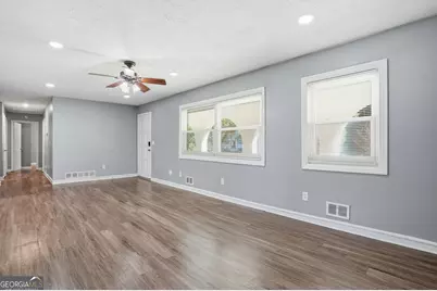2419 Greenway Drive, Decatur, GA 30035 - Photo 5
