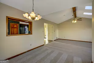 180 Monmouth Dr, Fayetteville, GA 30214 - Photo 7