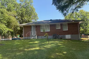 5690 Cypress Dr, Forest Park, GA 30297 - Photo 3