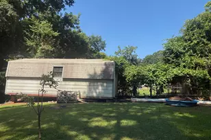 5690 Cypress Dr, Forest Park, GA 30297 - Photo 17