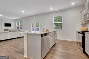 7730 Demeter Dr, Fairburn, GA 30213 - Photo 15