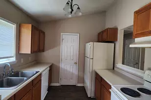 405 S Ashley St, Kingsland, GA 31548 - Photo 11