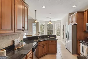 102 Heron's Nest Cir, Kingsland, GA 31548 - Photo 11