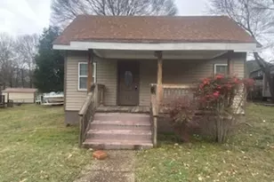 202 Marshall St, Hogansville, GA 30230 - Photo 1