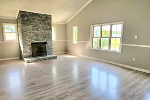 105 Wilson St, Greensboro, GA 30642 - Photo 13