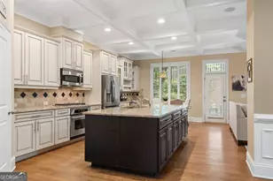 10567 Bent Tree View, Johns Creek, GA 30097 - Photo 11