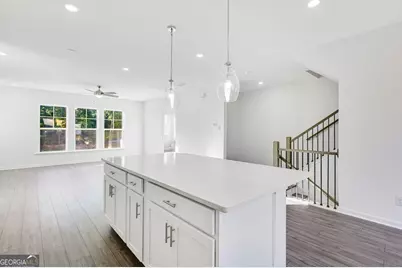 327 Dresden Circle, Tucker, GA 30084 - Photo 7