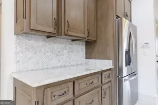 5109 Village Way, Hahira, GA 31632 - Photo 15