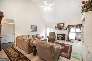 100 Briarmoor Dr, Warner Robins, GA 31088 - Photo 9