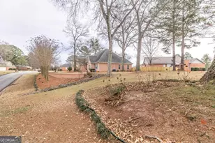 100 Briarmoor Dr, Warner Robins, GA 31088 - Photo 5