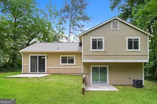 3865 Scarsborough Dr, Lawrenceville, GA 30044 - Photo 15