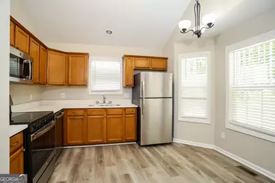 83 Greatwood Drive, White, GA 30184 - Photo 5