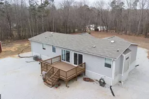 257 Iris Dr, Demorest, GA 30535 - Photo 3