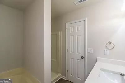 7010 New Dale Road, Rex, GA 30273 - Photo 11