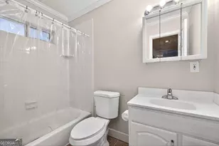 1990 Wellbourne Dr NE, Atlanta, GA 30324 - Photo 27