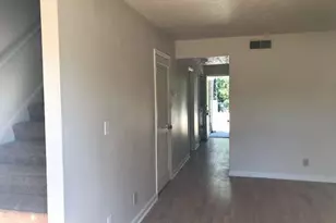 470 S Jeff Davis Dr, Fayetteville, GA 30215 - Photo 3