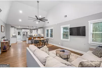 1375 Miller Reed Avenue SE, Atlanta, GA 30315 - Photo 11