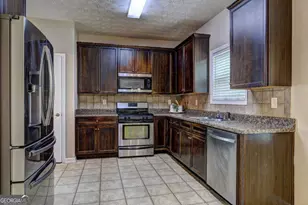 2093 Parador Bend, McDonough, GA 30253 - Photo 7