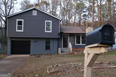 5128 Galbraith Circle, Stone Mountain, GA 30088 - Photo 1