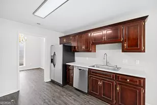 1005 Bradford Way, Statesboro, GA 30461 - Photo 9