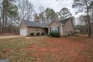 642 Pinewood Dr, Gay, GA 30218 - Photo 5