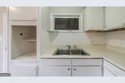 208 Richards Street, Carrollton, GA 30117 - Photo 31