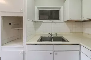 208 Richards St, Carrollton, GA 30117 - Photo 31