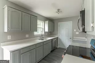 2125 Cedar Ave, Macon, GA 31204 - Photo 11