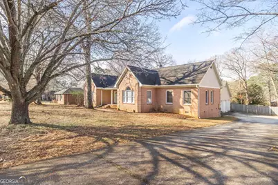 108 Covey Run Drive, Warner Robins, GA 31088 - Photo 3