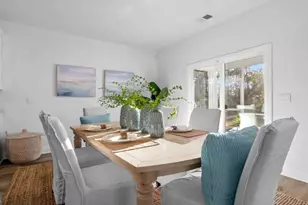 1053 Lakes Blvd, Brunswick, GA 31525 - Photo 9