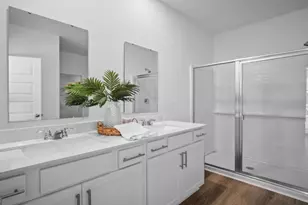 1053 Lakes Blvd, Brunswick, GA 31525 - Photo 17