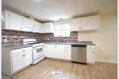 729 Harness Court, Lithonia, GA 30058 - Photo 13