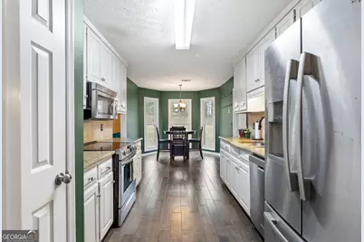 113 Colonial Court #100, Lagrange, GA 30240 - Photo 9