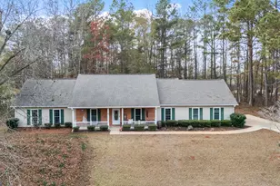 113 Colonial Ct, Lagrange, GA 30240 - Photo 1