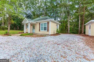 45 Bridge St, Senoia, GA 30276 - Photo 3