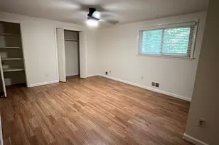 2069 Swan Ct, Riverdale, GA 30296 - Photo 13