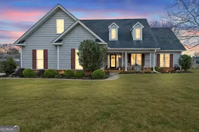 203 Lovorn Circle, Warner Robins, GA 31088 - Photo 3