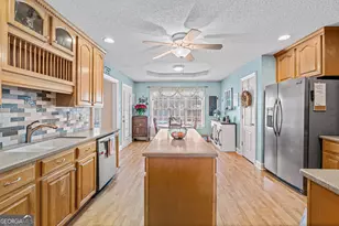 203 Lovorn Cir, Warner Robins, GA 31088 - Photo 23