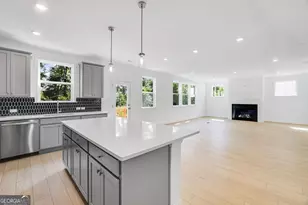 3979 Alderstone Dr, Flowery Branch, GA 30542 - Photo 9