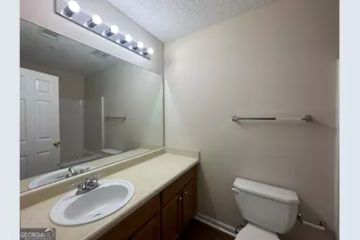 6296 Hickory Lane Circle, Union City, GA 30291 - Photo 3