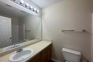 6296 Hickory Ln Cir, Union City, GA 30291 - Photo 3