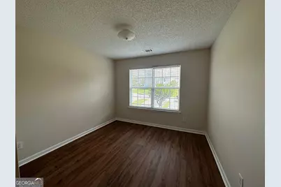 6296 Hickory Lane Circle, Union City, GA 30291 - Photo 17