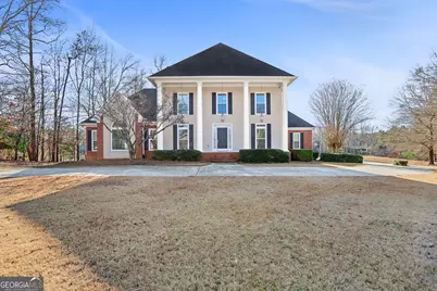 240 Youngs Circle, Fayetteville, GA 30215 - Photo 1