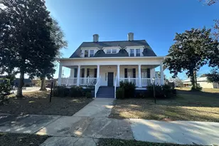 302 W 7th St, Louisville, GA 30434 - Photo 3