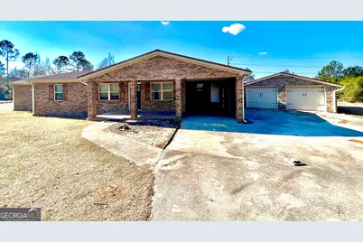 343 W Morrison Street, Mount Vernon, GA 30445 - Photo 1