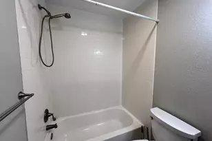 343 W Morrison St, Mount Vernon, GA 30445 - Photo 11