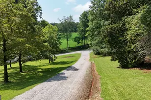 355 Zeb Bryson Rd, Clarkesville, GA 30523 - Photo 19