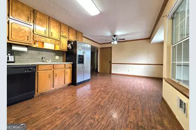 328 Country Lake Drive, McDonough, GA 30252 - Photo 9