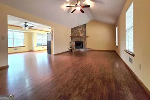 328 Country Lake Dr, McDonough, GA 30252 - Photo 7